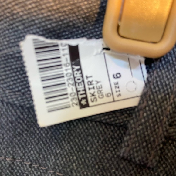 Theory Beautiful Classic Knee-Length Skirt - Size 6 - Elegant Gray Chic WD08 - Picture 8 of 9